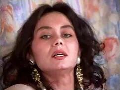 یک خانم بلوند آسان ا ...