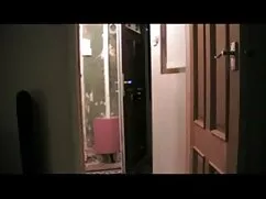 دختر با ناله شیرین ب ...