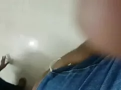 یک مرد لذت بردن از ت ...